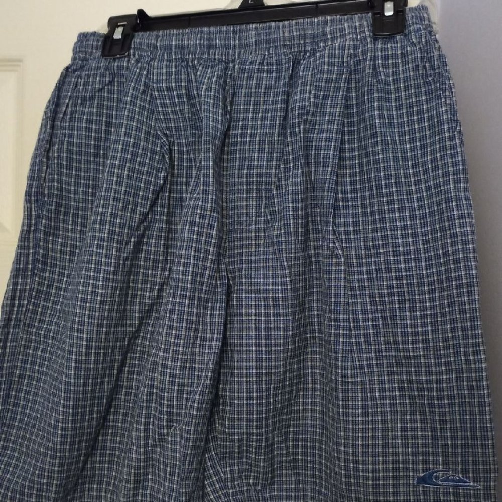 Quicksilver Men's Shorts Medium